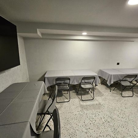 Hotel Amfiteatar Pola Esterno foto