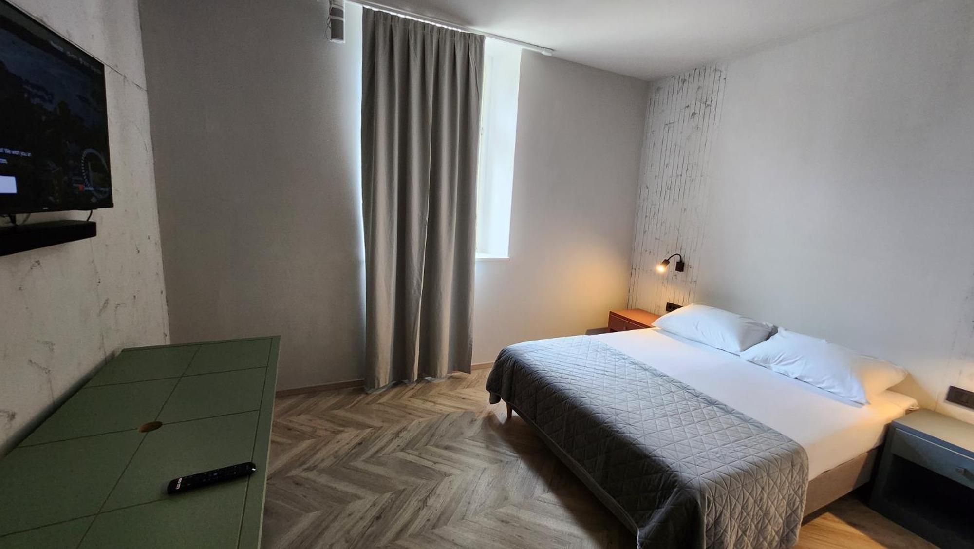 Hotel Amfiteatar Pola Esterno foto