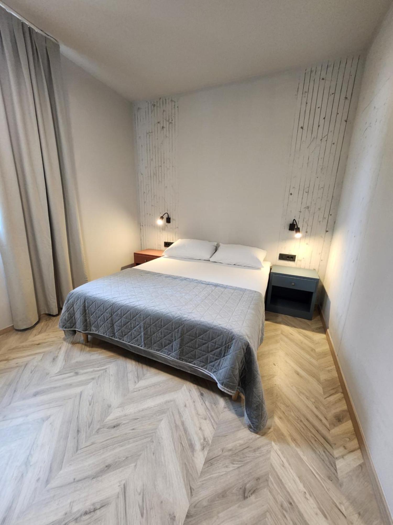 Hotel Amfiteatar Pola Esterno foto