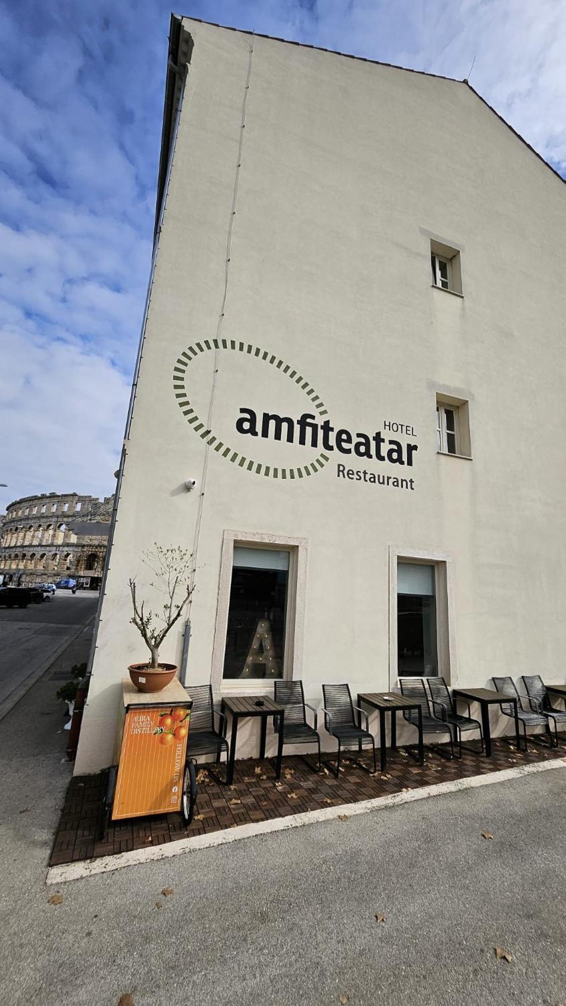 Hotel Amfiteatar Pola Esterno foto